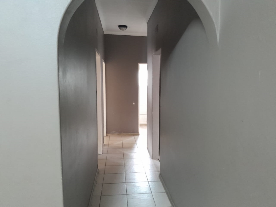 4 Bedroom Property for Sale in Oos Einde North West